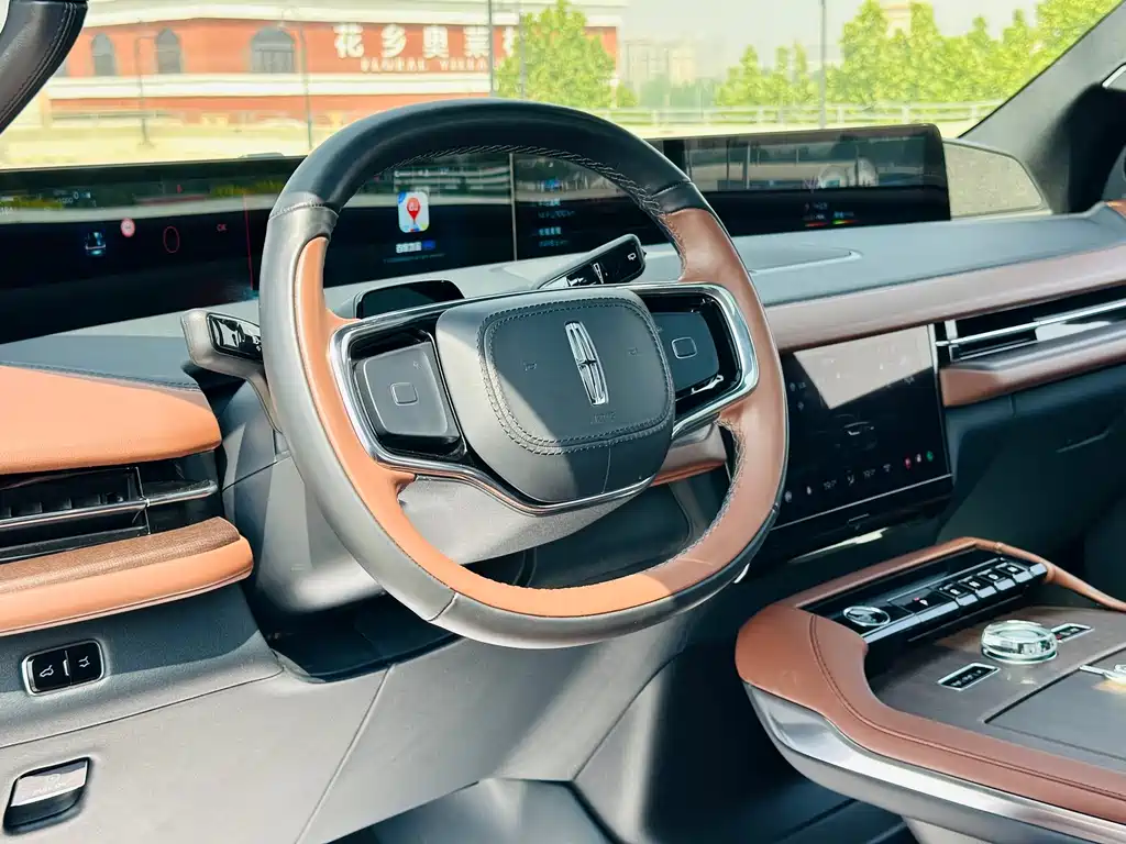 Navigator 2025 3.5T President Edition купить на сайте DeffCars