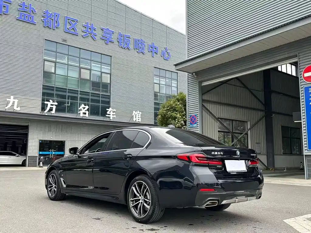 BMW 5 Series 2022 facelift 525Li M Sports Package купить на сайте DeffCars