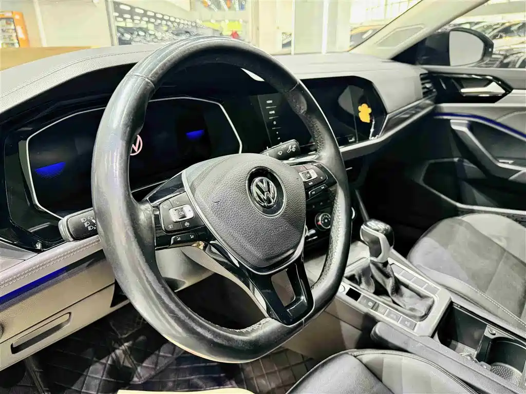 Sagitar 2021 280TSI DSG 30th Anniversary Edition купить на сайте DeffCars