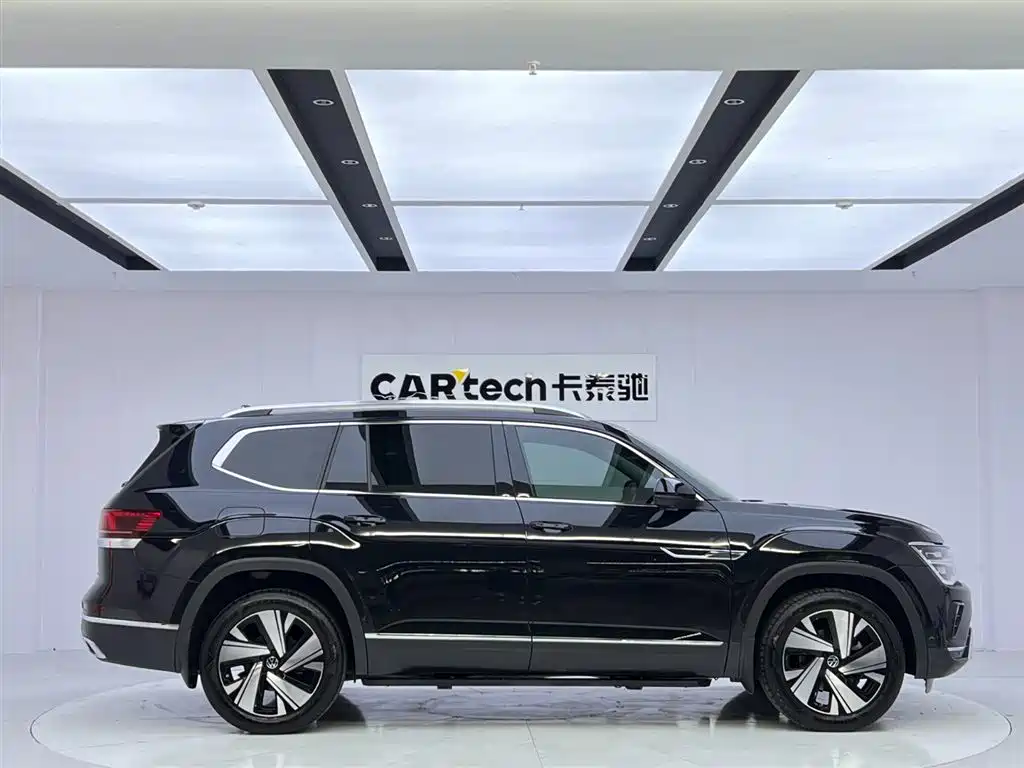 Touron 2023 facelift 380TSI four-wheel drive luxury version купить на сайте DeffCars