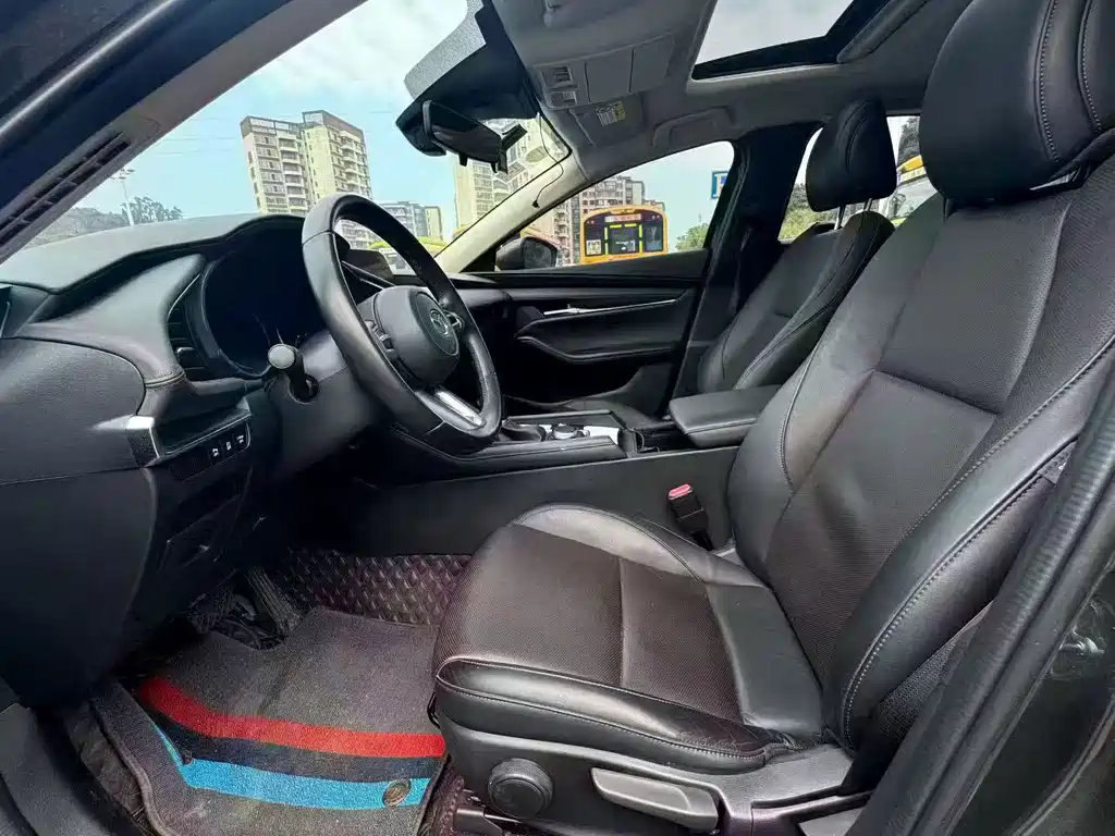 Mazda3 Angkesela 2020 2.0L Automatic Premium Edition купить на сайте DeffCars