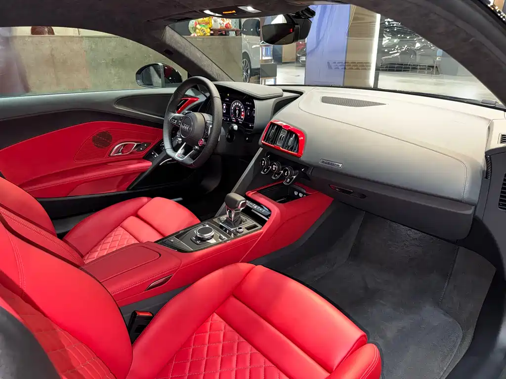 Audi R8 2022 V10 Coupe performance купить на сайте DeffCars