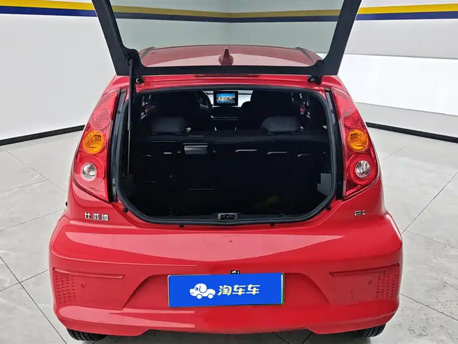 BYD e1 2020 smart and comfortable купить на сайте DeffCars