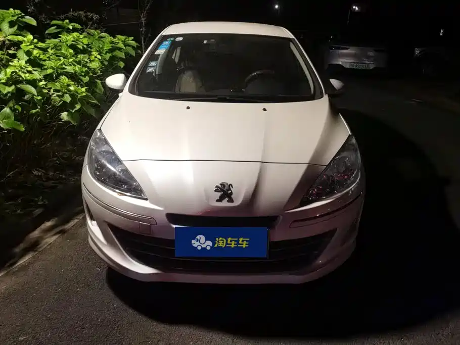 Peugeot 408 2013 1.6L manual comfort version купить на сайте DeffCars