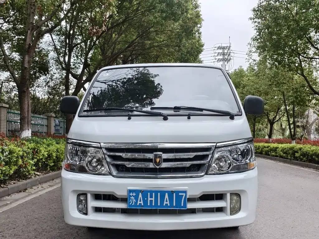 Jinbei Hiace 2018 2.0L fifth-generation express luxury standard top 6-seater V19S купить на сайте DeffCars
