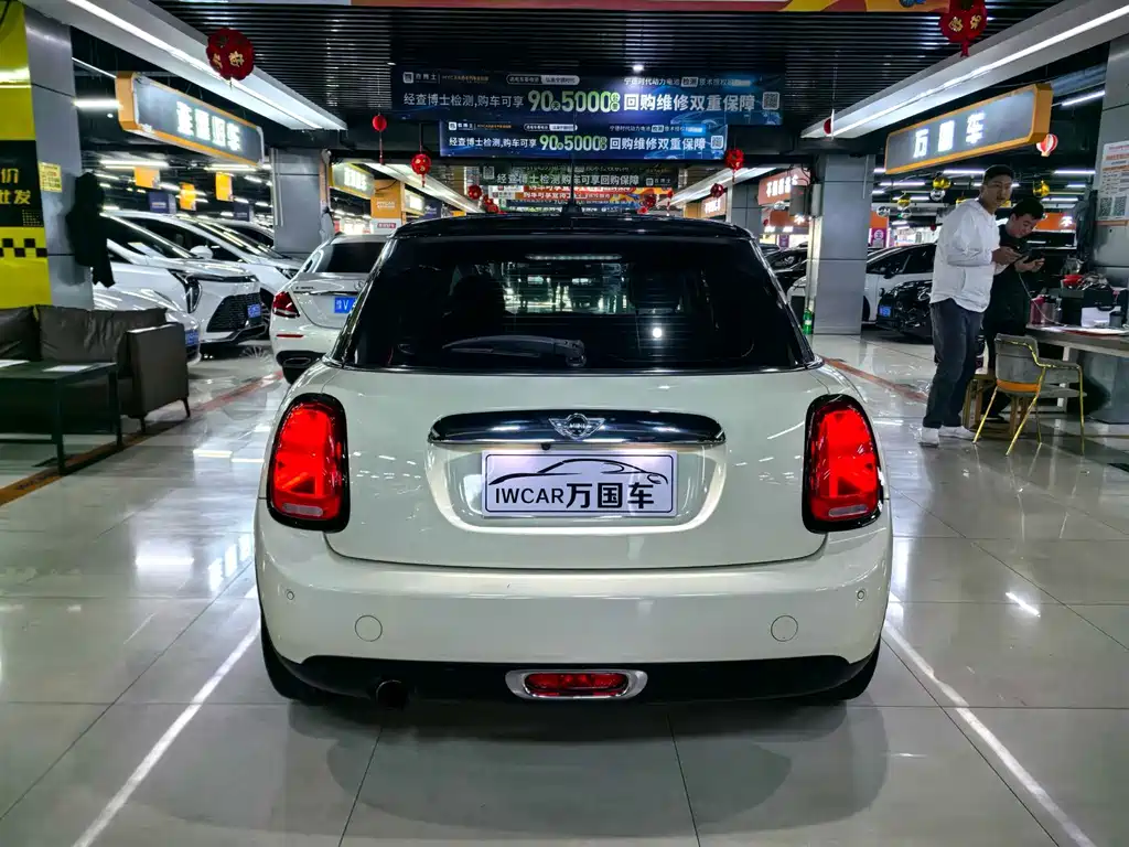 Mini 2016 1.2T ONE Avant-Garde Five-Door Edition купить на сайте DeffCars
