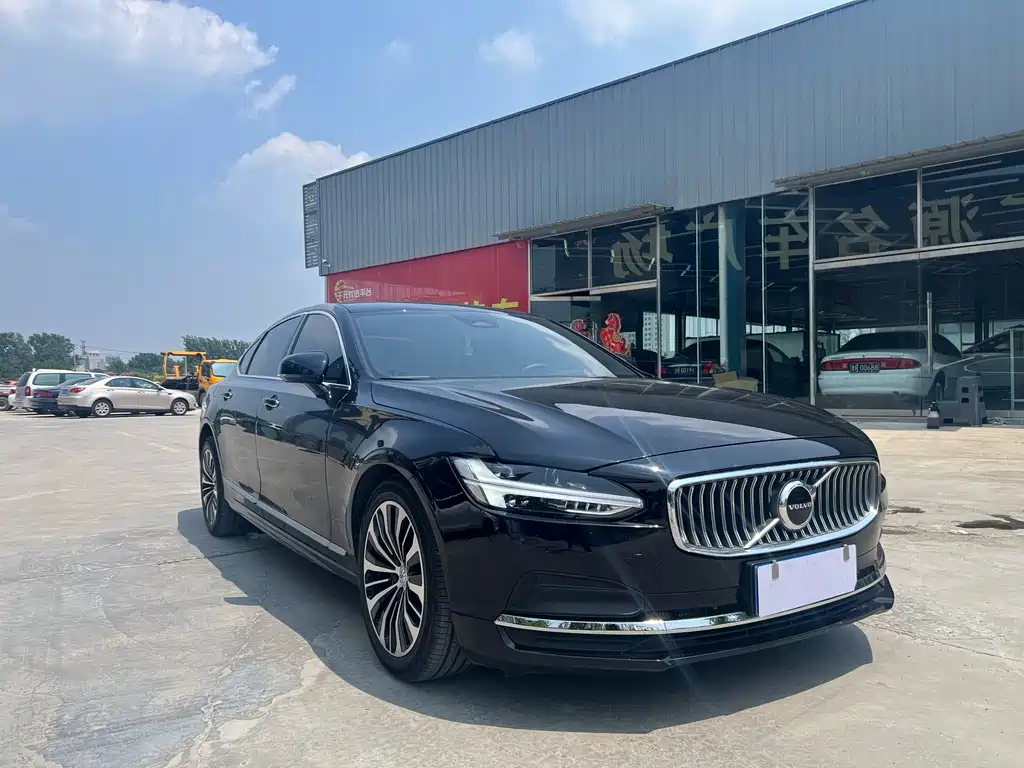 Volvo S90 2023 B5 Zhiyi Luxury Edition купить на сайте DeffCars