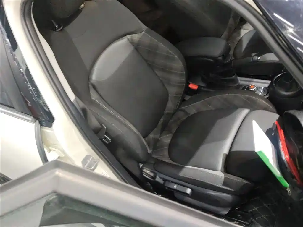 MINI 2018 1.5T COOPER Classic Five-Door Edition купить на сайте DeffCars
