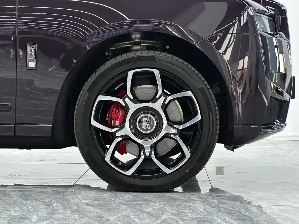 Cullinan 2024 Black Badge купить на сайте DeffCars