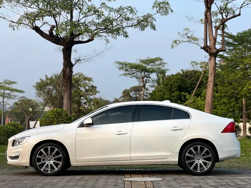 Volvo S60 2019 S60L facelift T5 Smart Elite Edition купить на сайте DeffCars