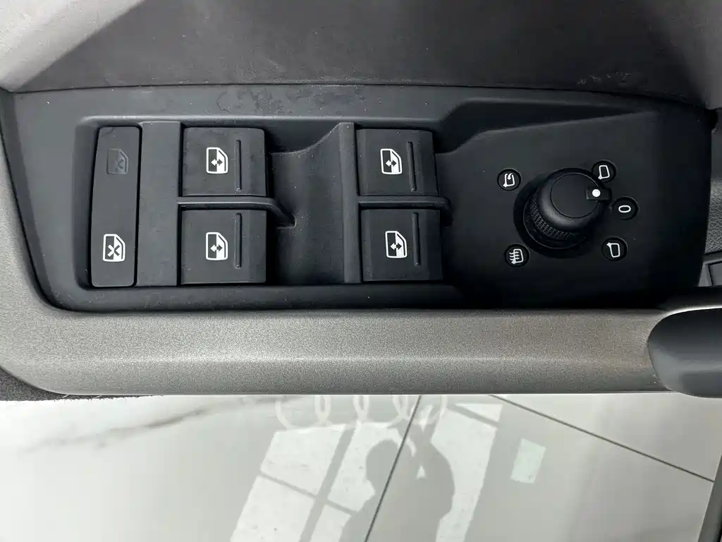 Audi Q3 2022 35 TFSI Fashion Dynamic купить на сайте DeffCars