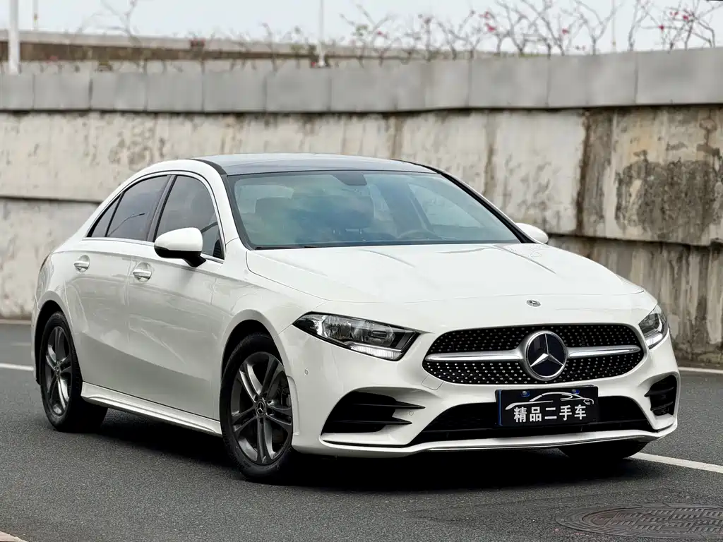 Mercedes-Benz A-Class 2020 facelift A 180 L купить на сайте DeffCars