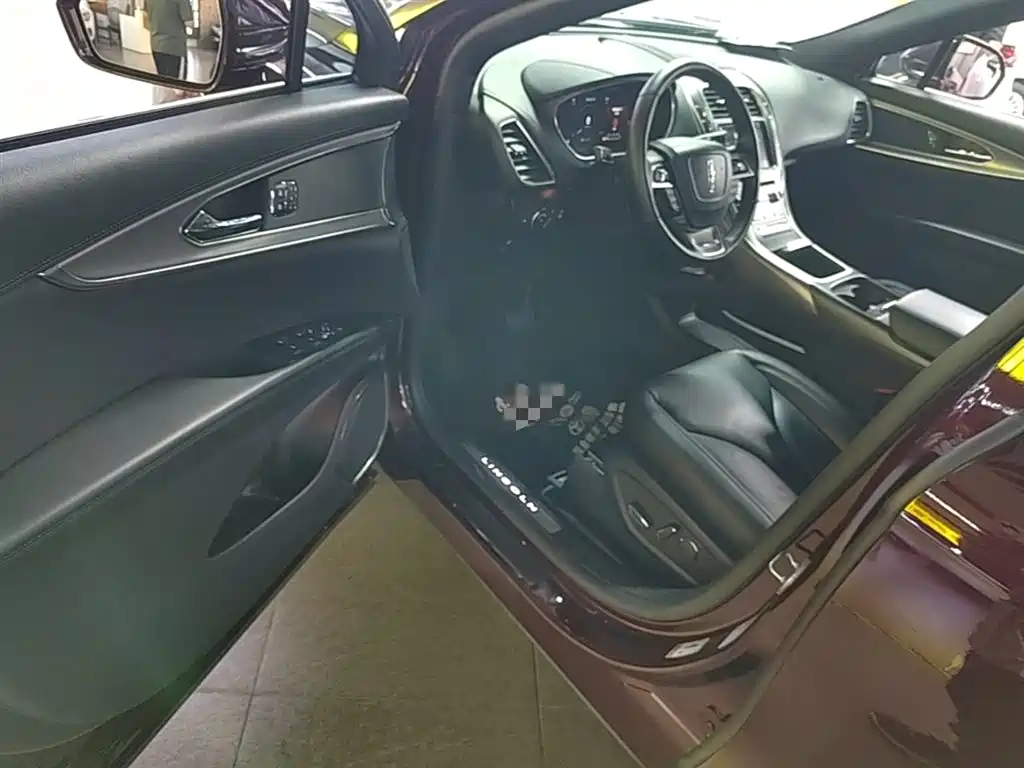 Voyager imported 2019 2.0T two-wheel drive exclusive version, National VI купить на сайте DeffCars
