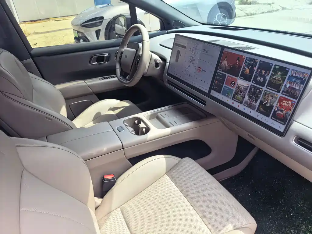 Ideal i6 2025 two-wheel drive standard version купить на сайте DeffCars