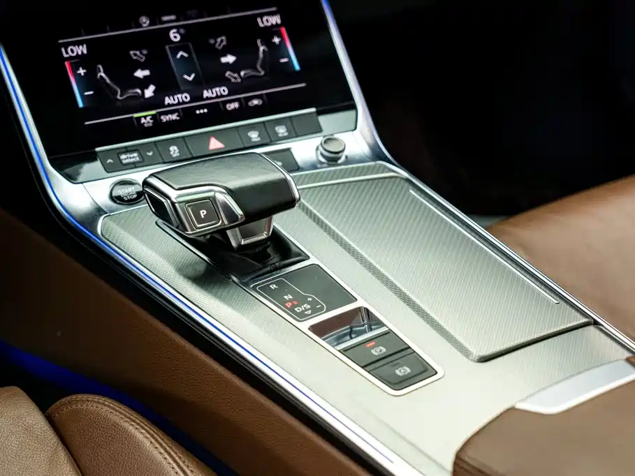 Audi A6L 2021 40 TFSI luxury and elegant model купить на сайте DeffCars
