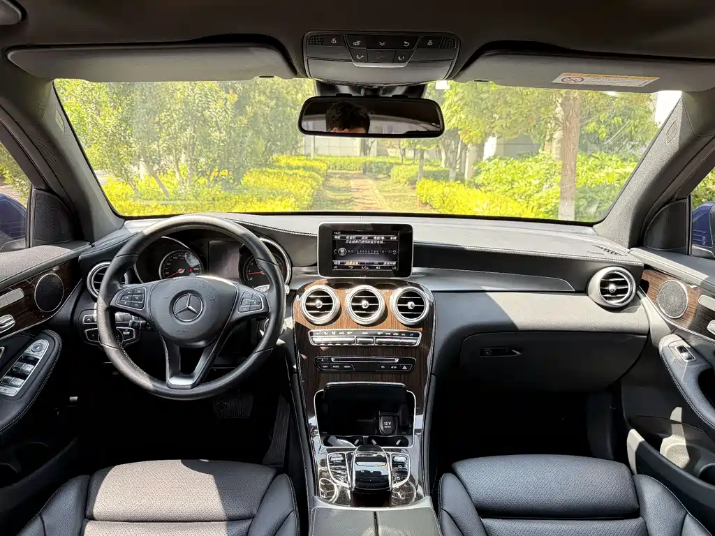 Mercedes-Benz GLC 2019 GLC 260 L 4MATIC luxury model купить на сайте DeffCars