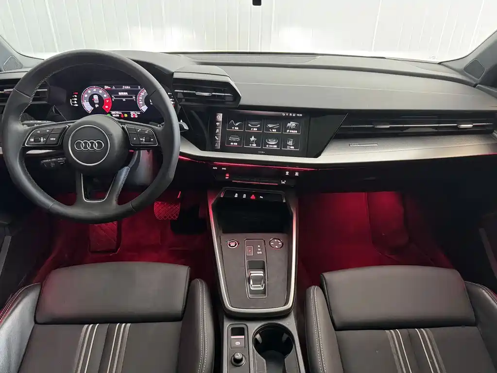 Audi A3 2023 A3L Limousine 35 TFSI Fashionable and Sporty купить на сайте DeffCars