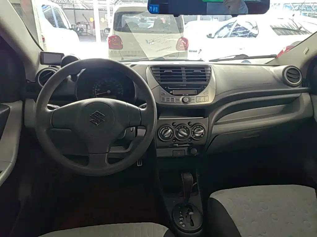 Alto 2013 1.0L Automatic Luxury Edition купить на сайте DeffCars
