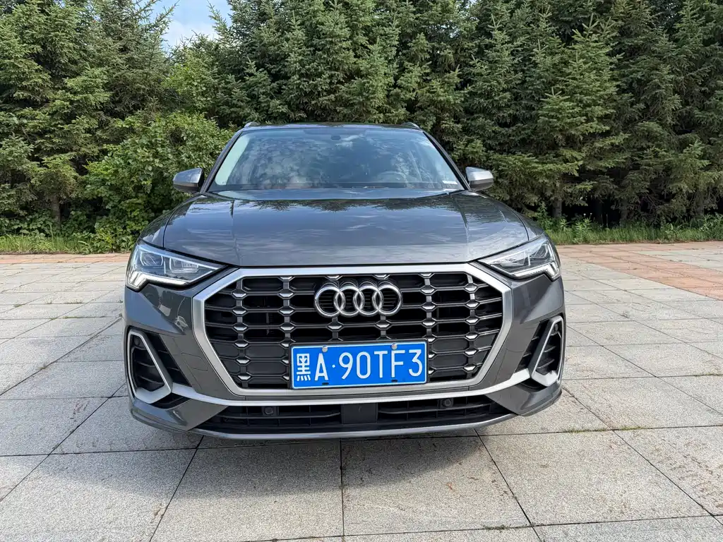 Audi Q3 2022 35 TFSI Fashionable and Dynamic купить на сайте DeffCars