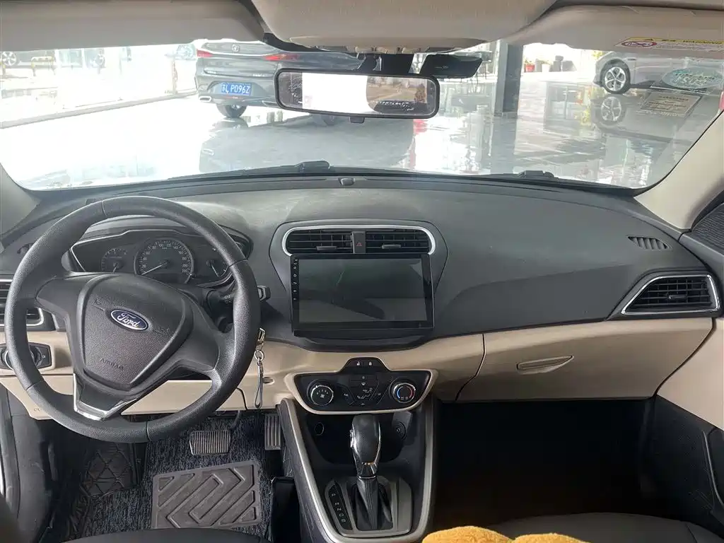 Escort 2017 1.5L automatic comfort model купить на сайте DeffCars