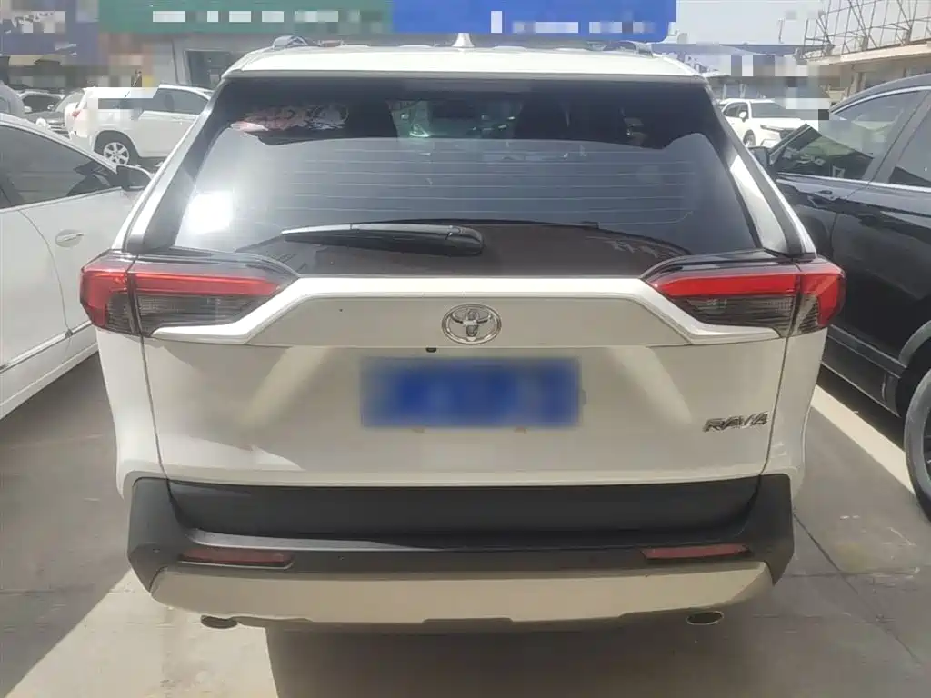 RAV4 Rongfang 2023 2.0L CVT two-wheel drive fashion Plus version купить на сайте DeffCars