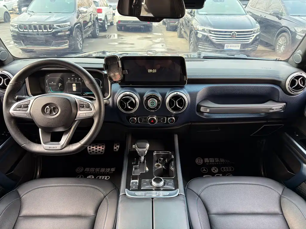 Beijing Off-Road BJ40 2018 PLUS 2.3T automatic four-wheel drive flagship version National V купить на сайте DeffCars