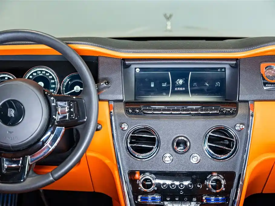 Cullinan 2018 four-seat version купить на сайте DeffCars