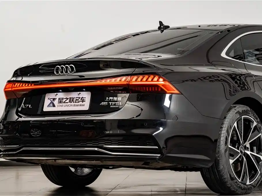 Audi A7L 2024 45TFSI S-line Dream Building Liquid Crystal Package купить на сайте DeffCars