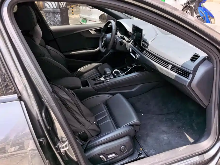 Audi A4L 2024 40 TFSI luxury and dynamic model купить на сайте DeffCars