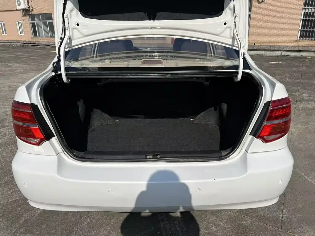 Corolla 2013 1.6L automatic luxury version купить на сайте DeffCars