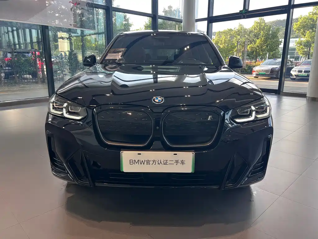 BMW iX3 2022 facelift, innovative collar model купить на сайте DeffCars