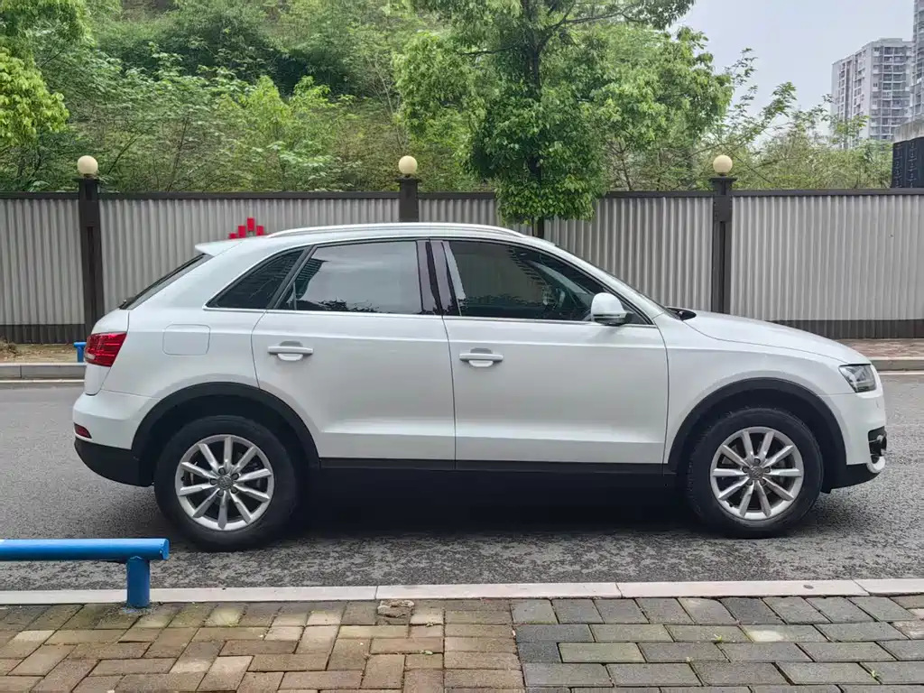 Audi Q3 2015 35 TFSI Million Commemorative Intelligent Model купить на сайте DeffCars