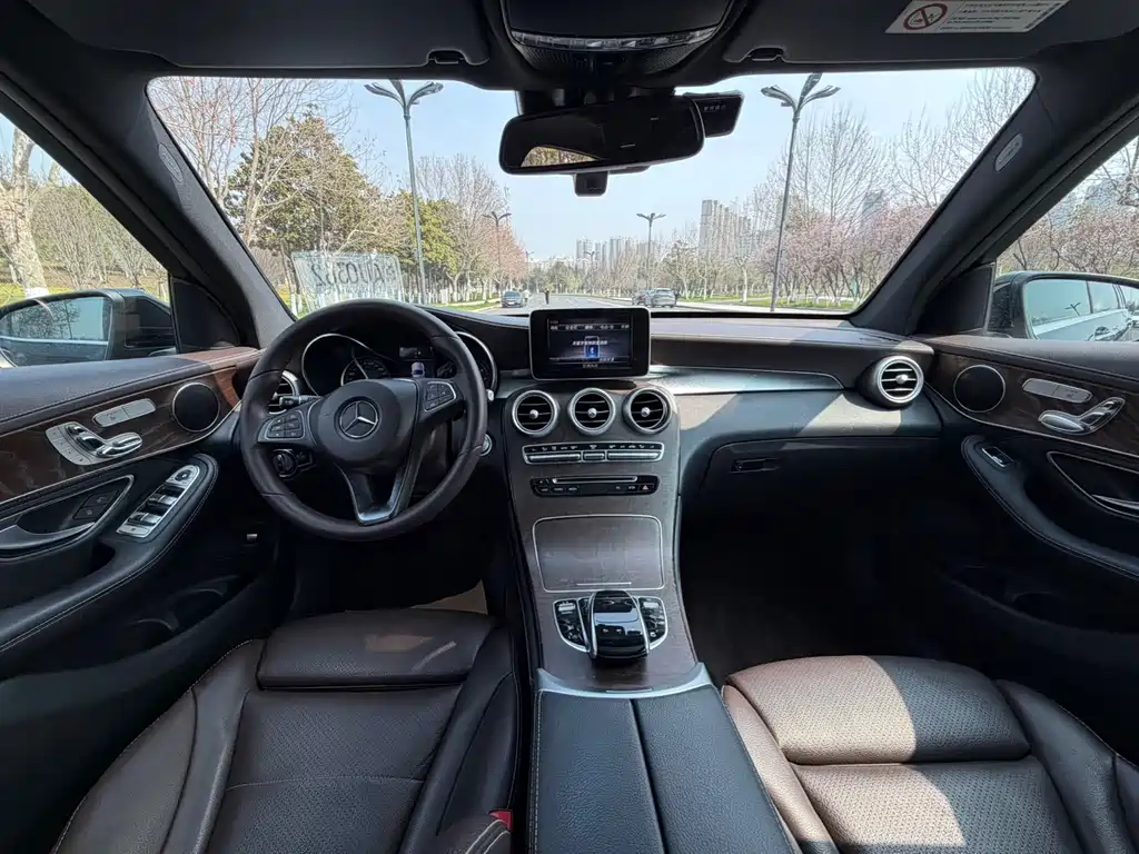 Mercedes-Benz GLC 2019 GLC 300 L 4MATIC Dynamic купить на сайте DeffCars