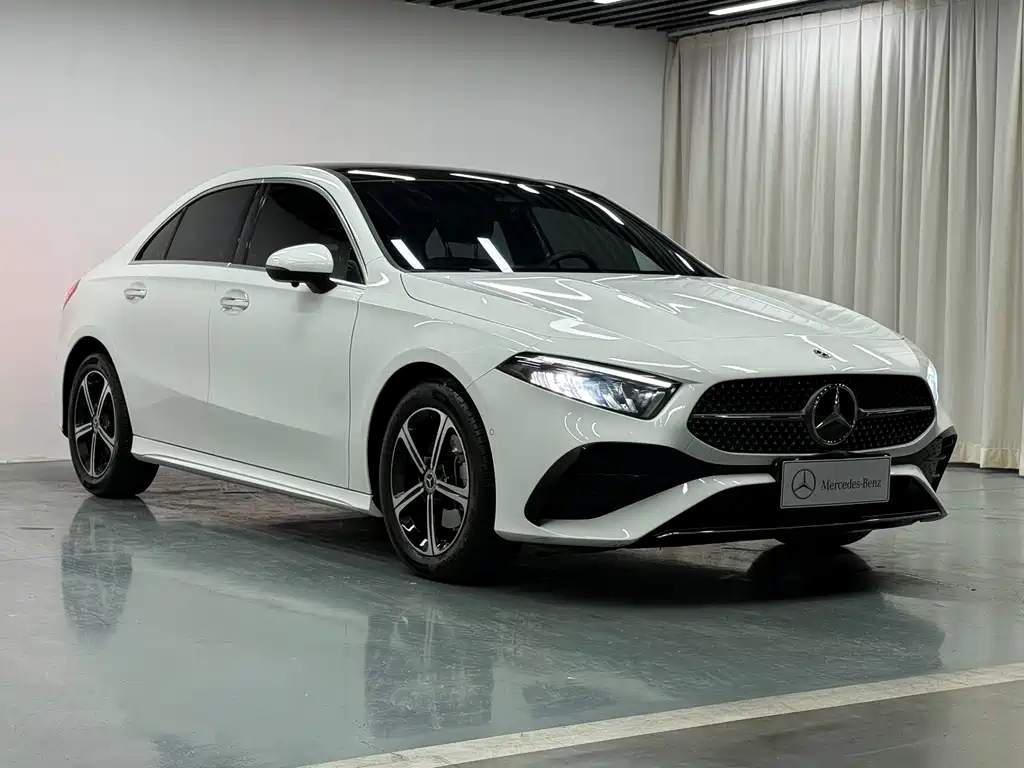Mercedes-Benz A-Class 2024 A 200 L Fashion купить на сайте DeffCars