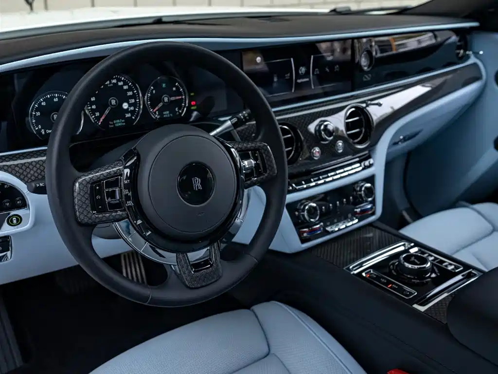 Ghost 2022 6.7T Black Badge купить на сайте DeffCars