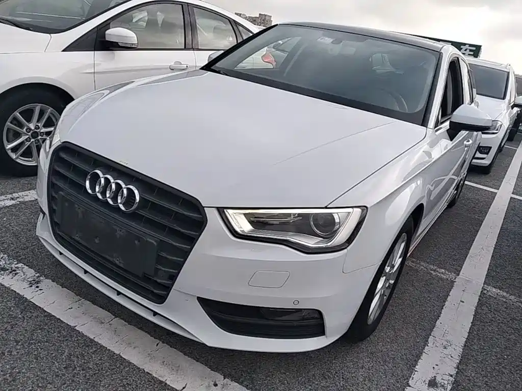 Audi A3 2016 Sportback 35 TFSI LinkedIn купить на сайте DeffCars