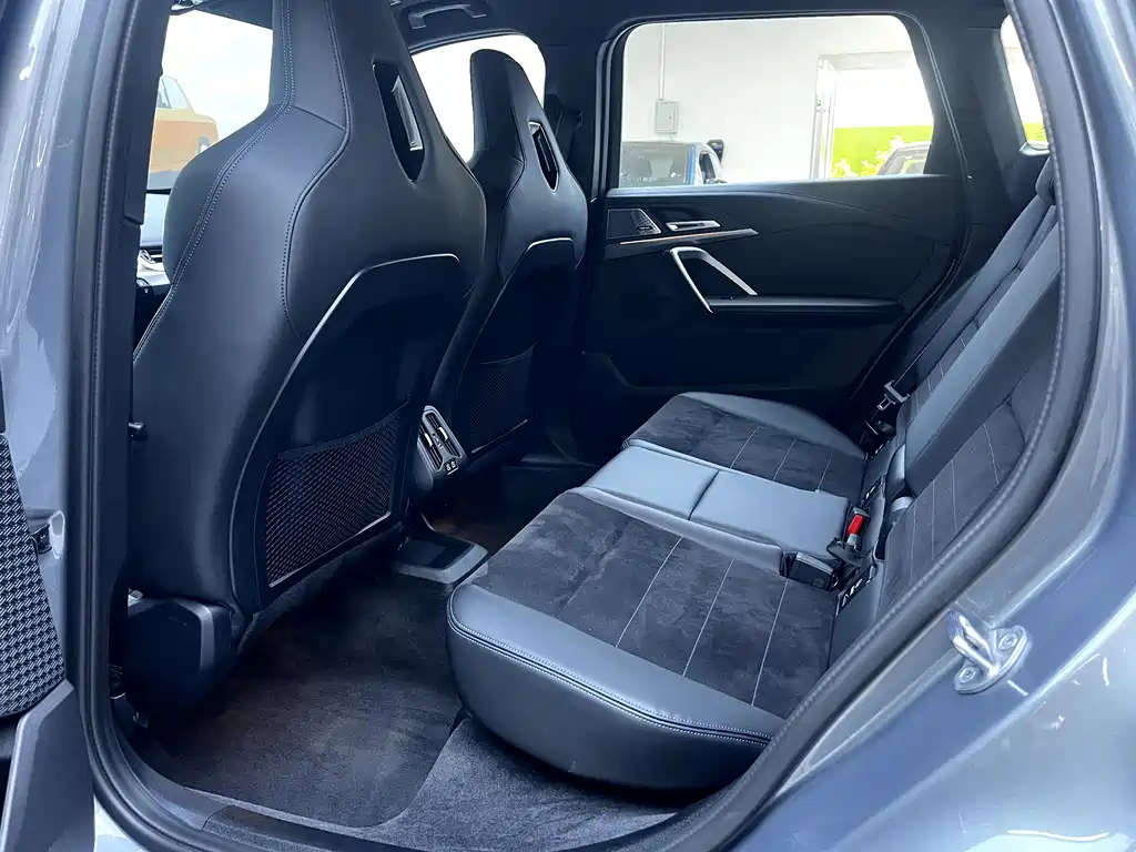 BMW X1 M35Li 2024 M35Li купить на сайте DeffCars