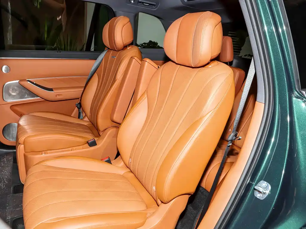 Wenjie M8 2025 extended range Max+ version 53.4kWh 6-seater version купить на сайте DeffCars