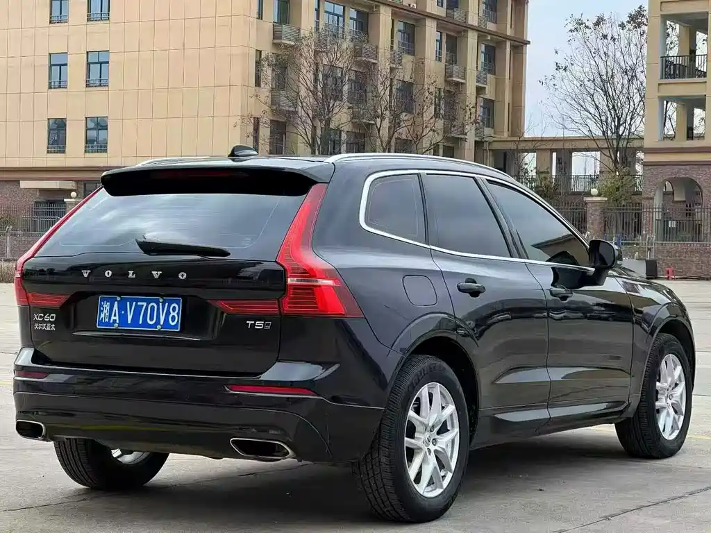 Volvo XC60 2019 T5 Four-wheel Drive Smart Edition National VI купить на сайте DeffCars