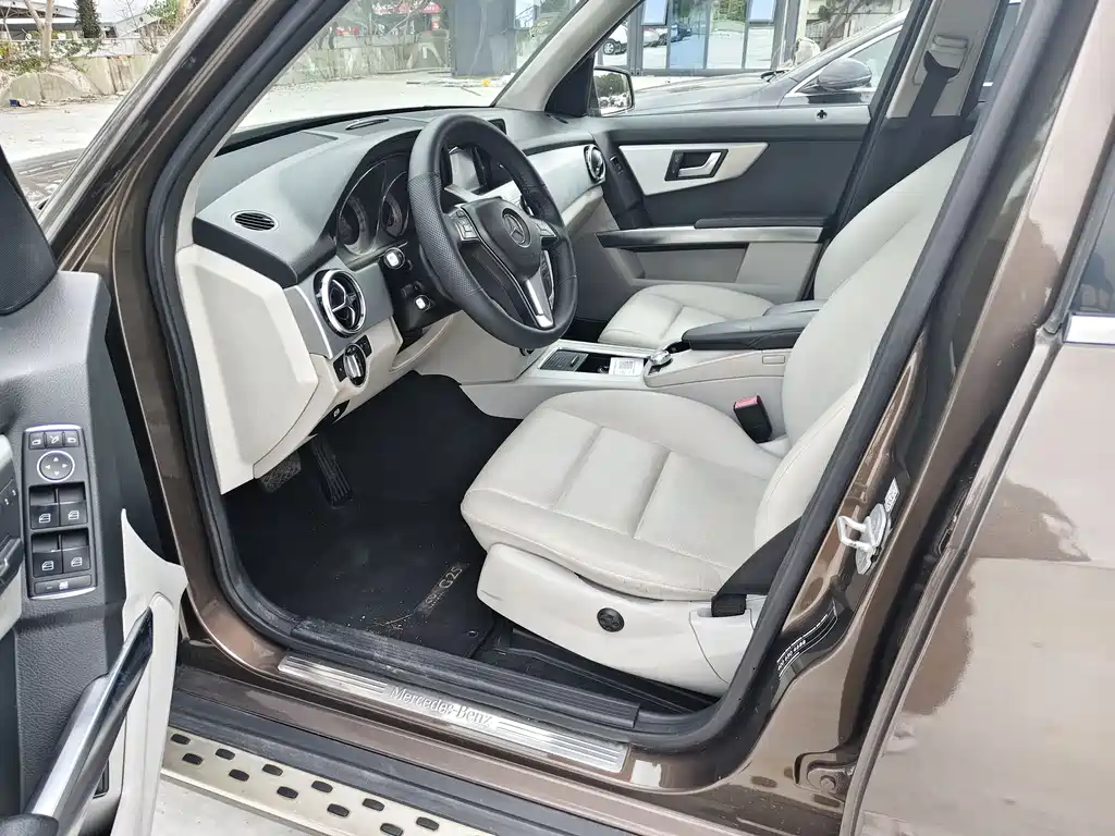 Mercedes-Benz GLK-Class 2013 GLK 300 4MATIC Dynamic Sunroof Type купить на сайте DeffCars