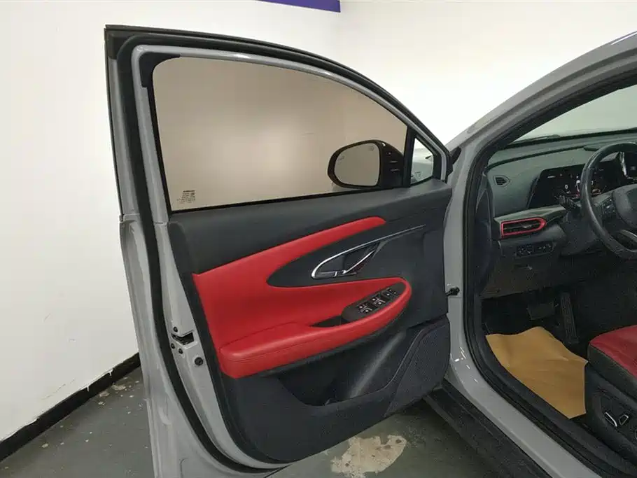 Changan UNI-T 2020 1.5T flagship model купить на сайте DeffCars