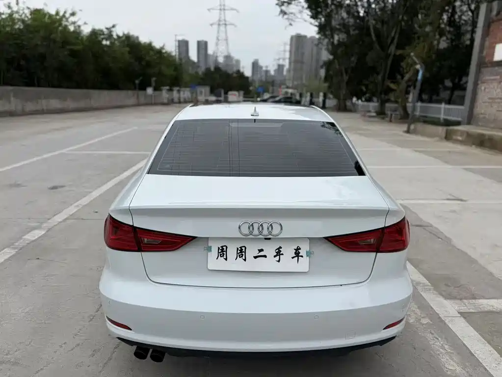 Audi A3 2016 Limousine 35 TFSI LinkedIn type купить на сайте DeffCars