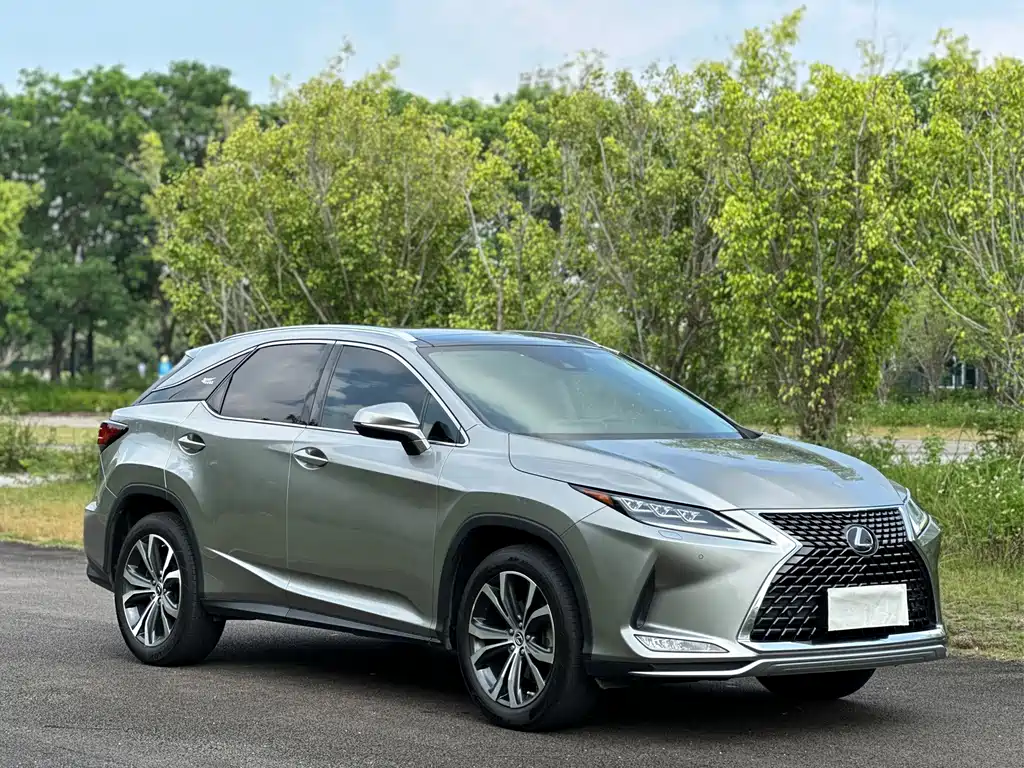 Lexus RX 2020 facelift 300 four-wheel drive elegant version купить на сайте DeffCars
