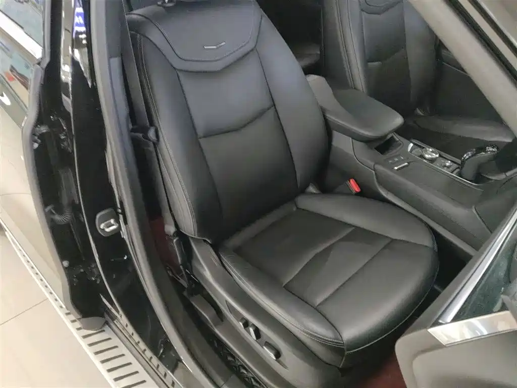 Cadillac XT5 2020 facelift 28T luxury model купить на сайте DeffCars
