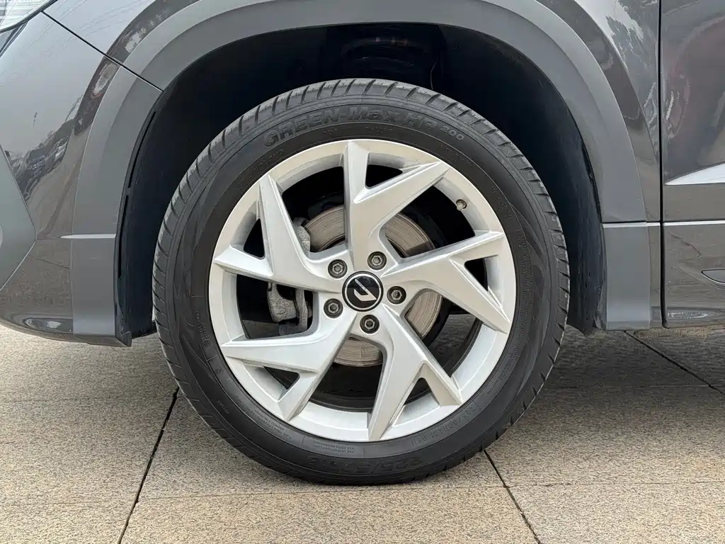 Jetta VS7 2024 Qianli Jiangshan 280TSI Automatic Honor Edition купить на сайте DeffCars