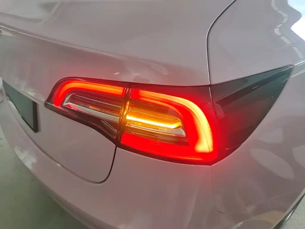 Model 3 2022 rear-wheel drive version купить на сайте DeffCars