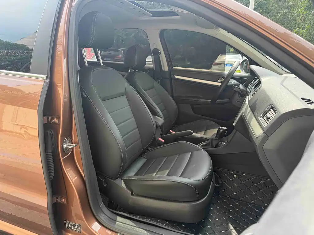 Gran Lavida 2017 230TSI DSG Comfort Edition купить на сайте DeffCars