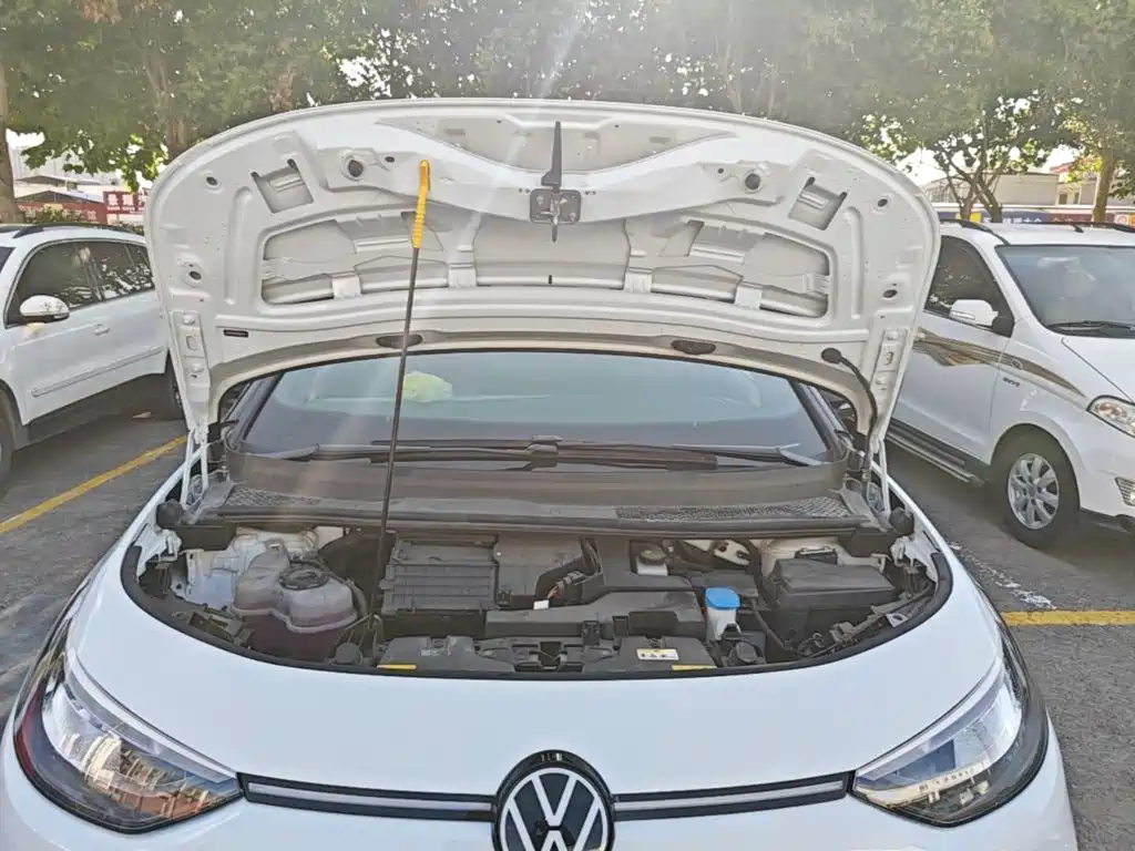 Volkswagen ID.3 2023 upgraded model pure smart version купить на сайте DeffCars
