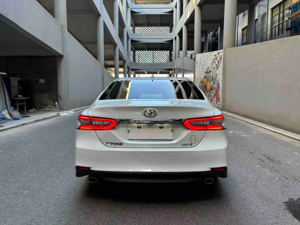 Camry 2022 2.0GVP Leading Edition купить на сайте DeffCars