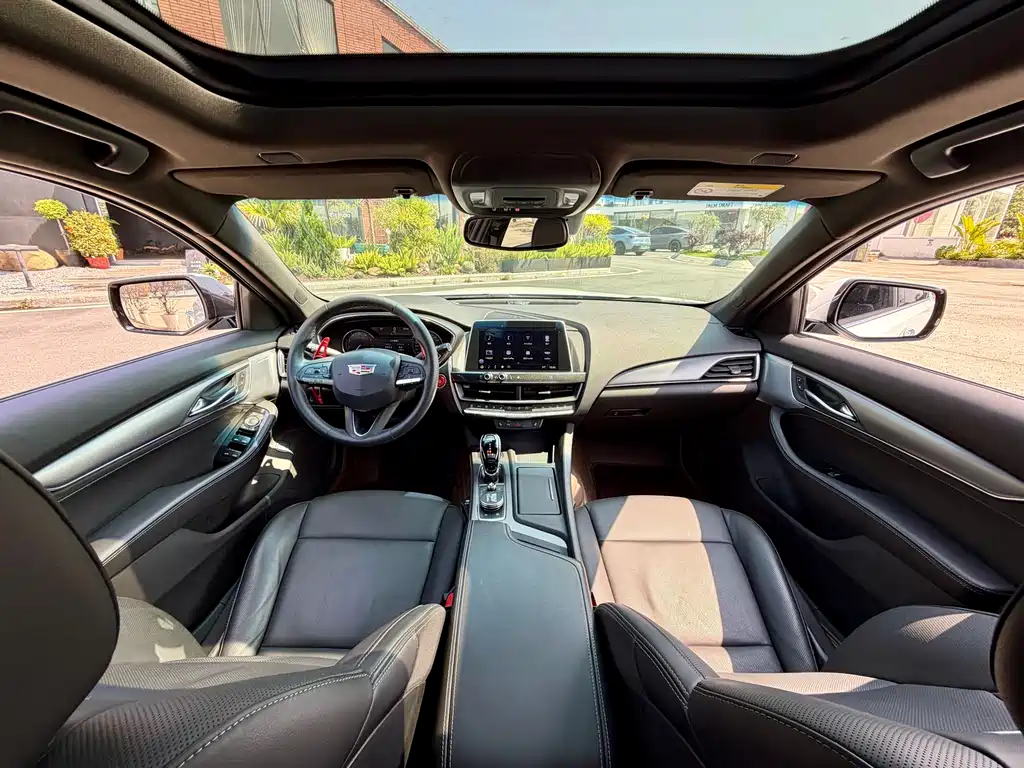 Cadillac CT5 2021 facelift 28T luxury model купить на сайте DeffCars
